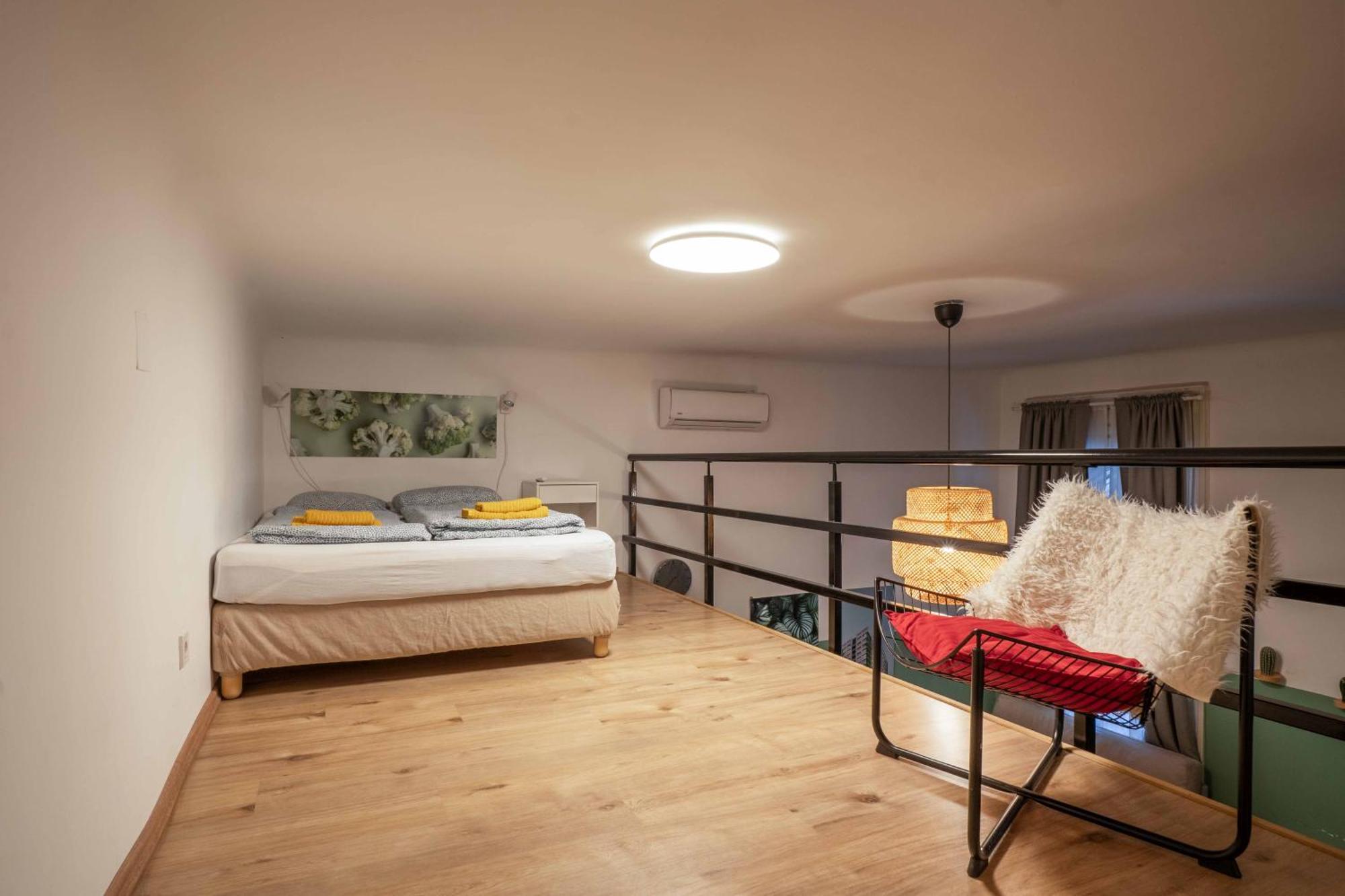 Cosy Studio In Terezvaros W41 Green Budapest Eksteriør bilde